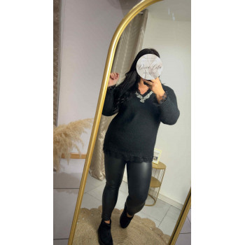 Pull bijoux noir