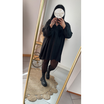 Robe noir