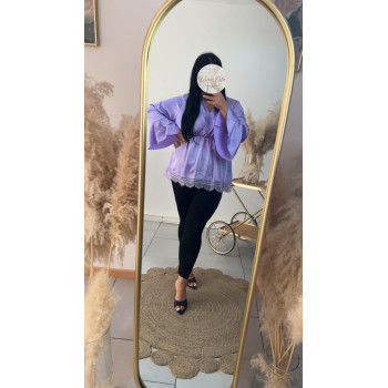 Haut dentelle violet