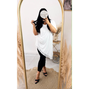 Haut blanc dentelle